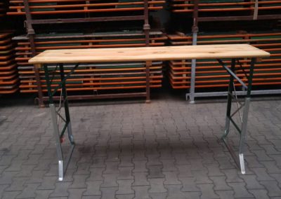 Stehtisch 2,2 x 0,5